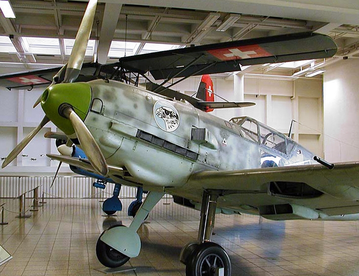 Messerschmitt_Bf_109E.jpg
