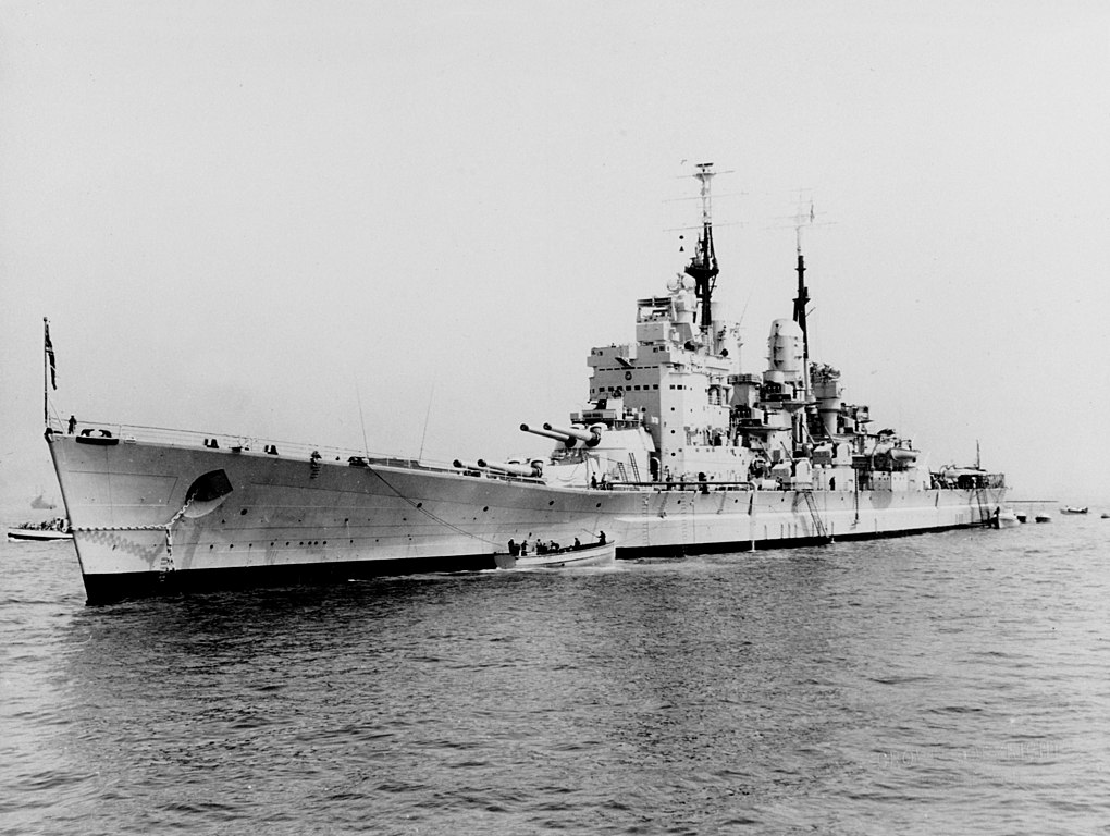 1020px-HMS_Vanguard_%28Battleship%2C_1946-1960%291.jpg
