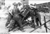 Bundesarchiv_Bild_101I-696-0426-10,_Warschauer_Aufstand,_Raketenwerfer-Einsatz.jpg