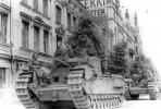 Soviet_tanks_in_Vyborg.jpg