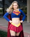 cosplay supergirl.jpg