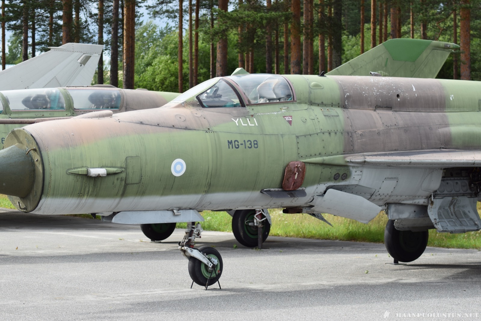 MiG-21 BIS