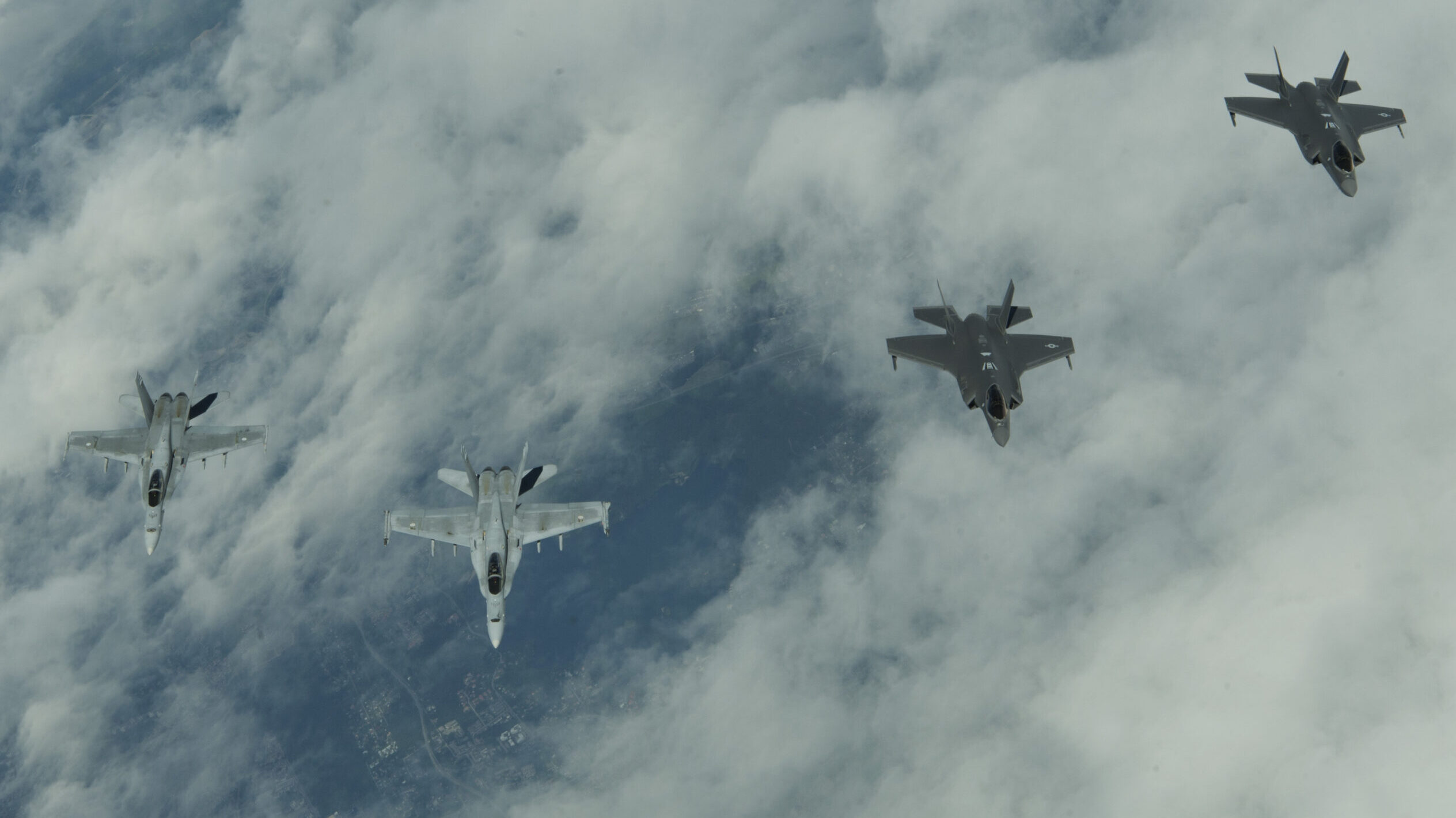 breakingdefense.com