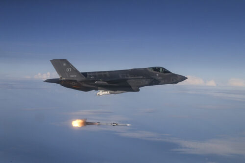 www.defensedaily.com