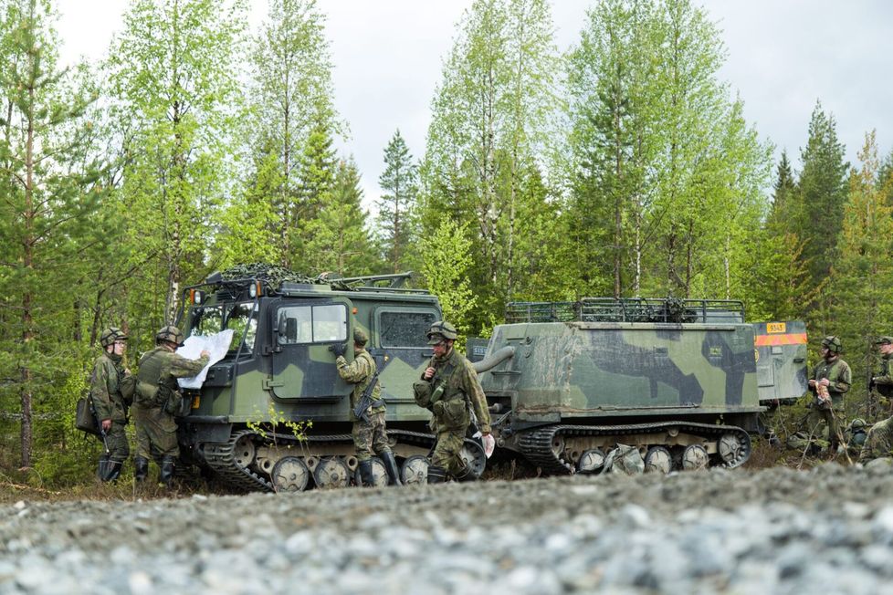 Nasu-telakuorma-auto Wihuri-harjoituksessa. Kuva on vuodelta 2015.