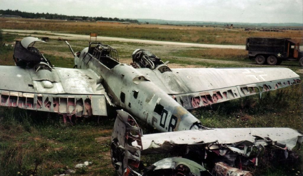 Bf-110G-4-wreck.jpg