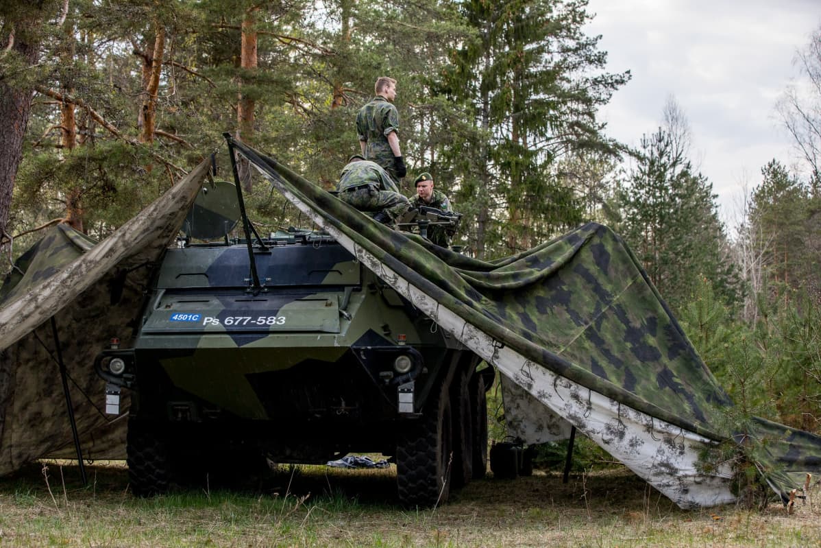 Suomalainen Pasi-miehistönkuljetusvaunu Siil 2018 -harjoituksessa Virossa.