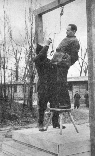 Rudolf-Hoess-Hanging.jpg