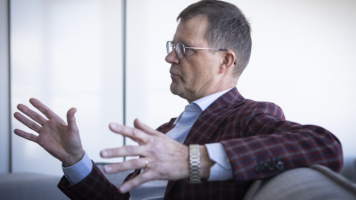 Kantaverkkoyhtiö Fingridin toimitusjohtaja Jukka Ruusunen on Suomen energiaomavaraisuuden puolesta tyytyväinen, ettei venäläistaustaisen yhtiön merikaapelille koskaan myönnetty laskulupaa Suomenlahteen. 