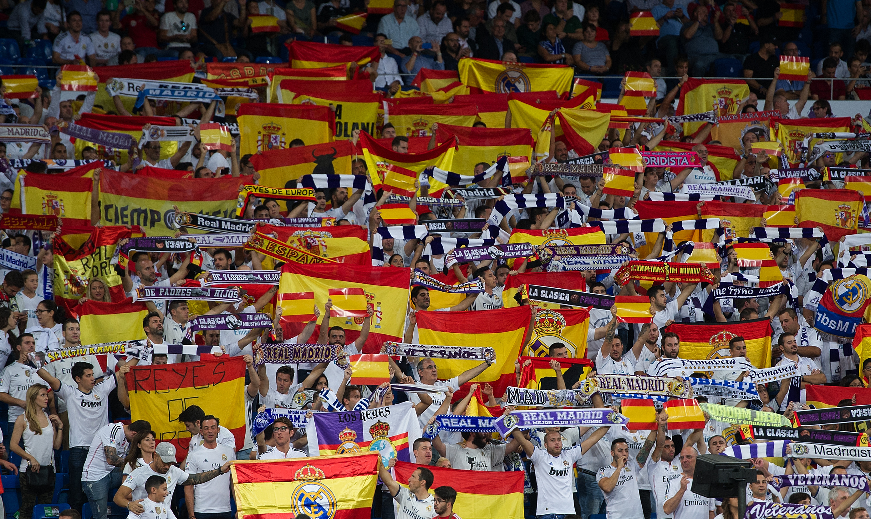 real-madrid-fans-spanish-flags_gynlfqi3b5g31umnu6hcn0hc5.jpg