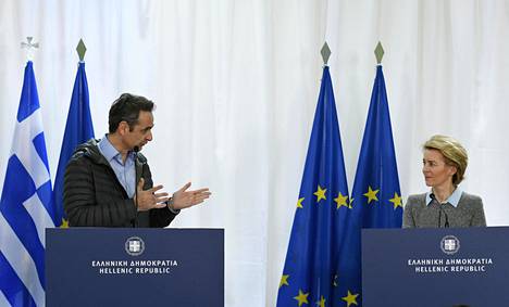 Kreikan pääministeri Kyriákos Mitsotákis ja Euroopan komission puheenjohtaja Ursula von der Leyen pitivät yhteistä lehdistötilaisuutta Kastaniesin kylässä Turkin rajan lähellä viime viikon tiistaina.