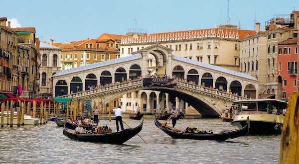 Rialto-Bridge.jpg