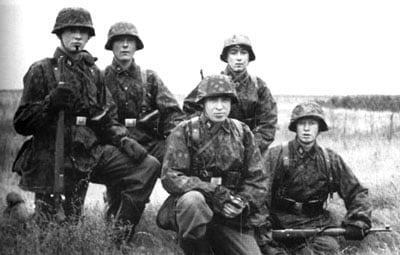 Finnish_SS_volunteers_in_Gross_Born.jpg