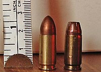 200px-9mmLuger.jpg
