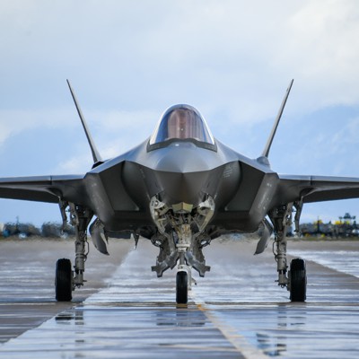 www.defenseone.com