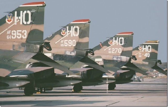 F4+Christmas.jpg