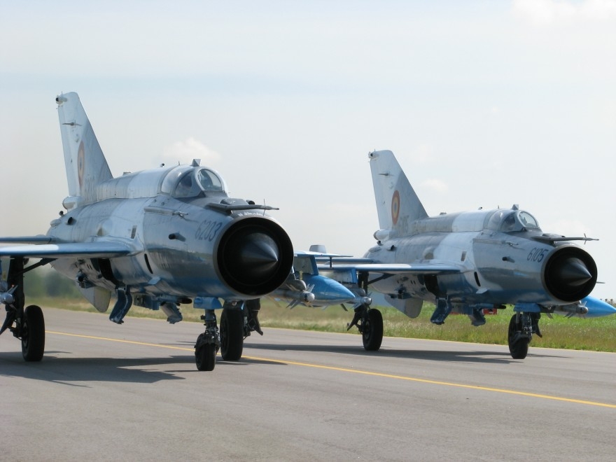 MIG_21_gata_de_decolare.jpg