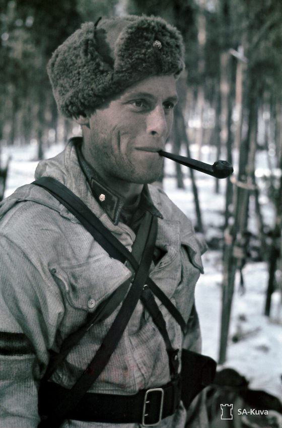 second-lieutenant-smoking-pipe.jpg