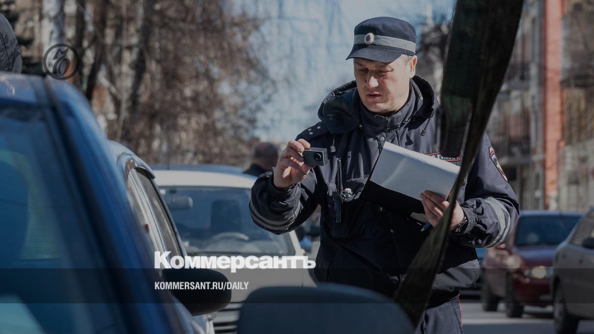 www.kommersant.ru