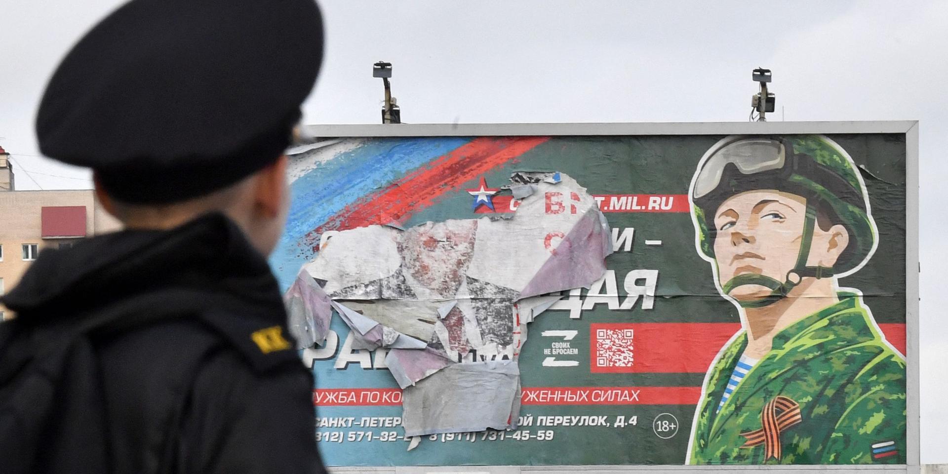 Up to 407 Thousand Russians Signed Contracts with the Defense Ministry in 2024