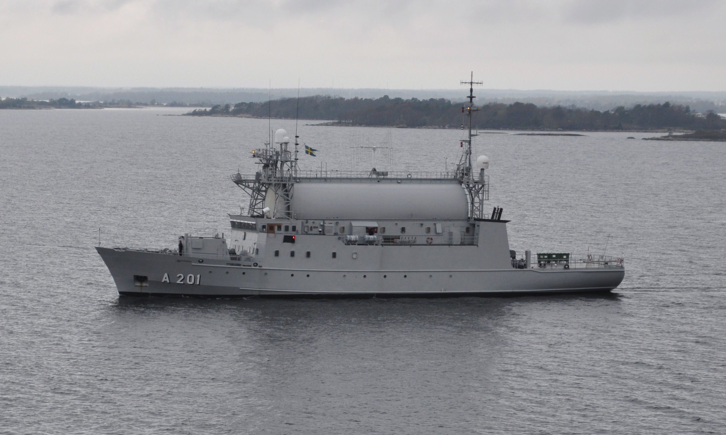 HMS_Orion_%28A201%29.jpg