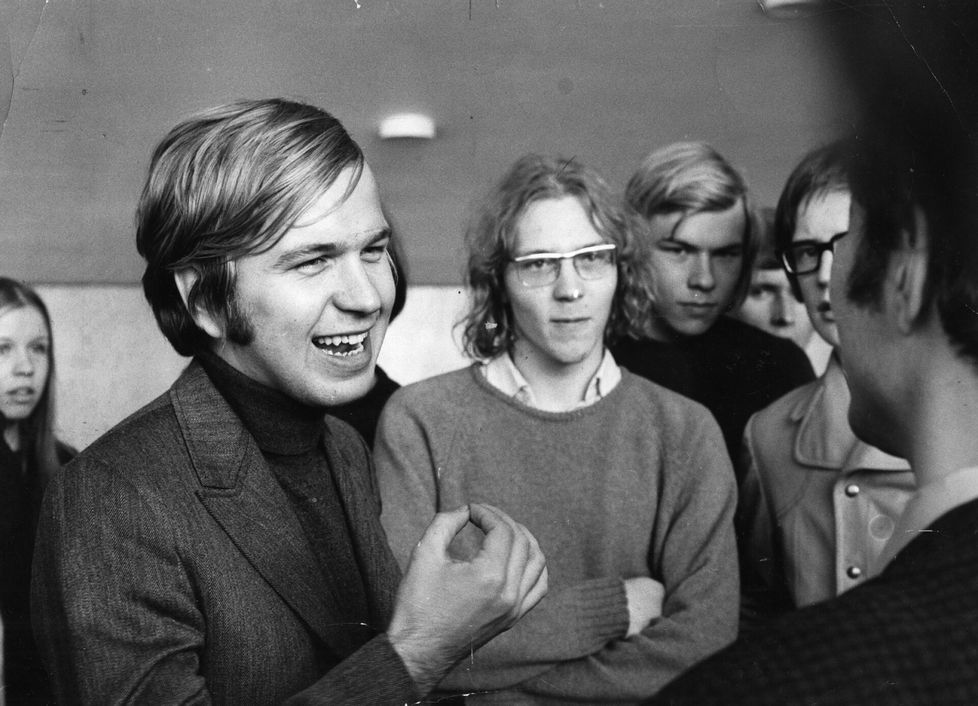 Erkki Liikanen vuonna 1970.