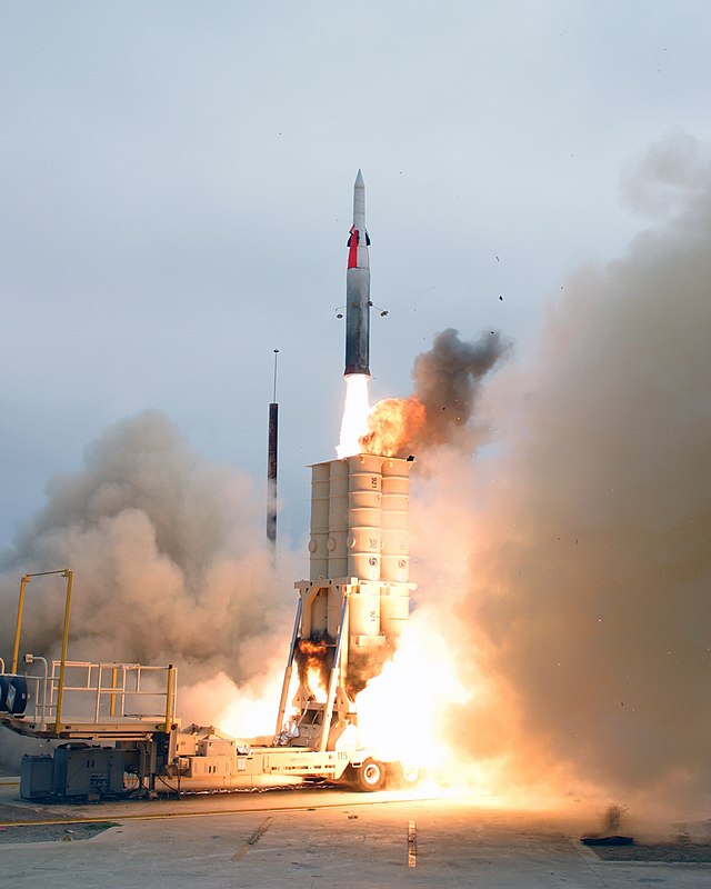 640px-Arrow_anti-ballistic_missile_launch.jpg