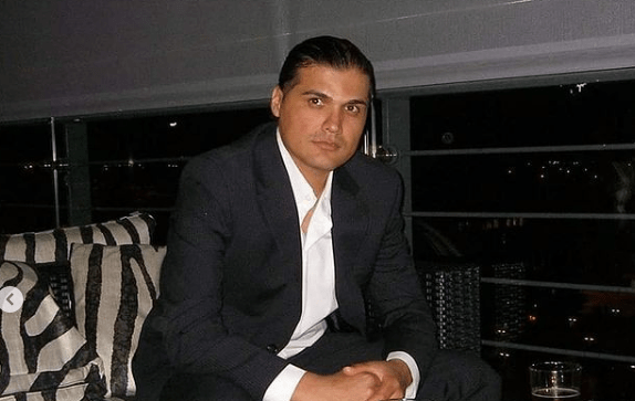 www.partisaani.com