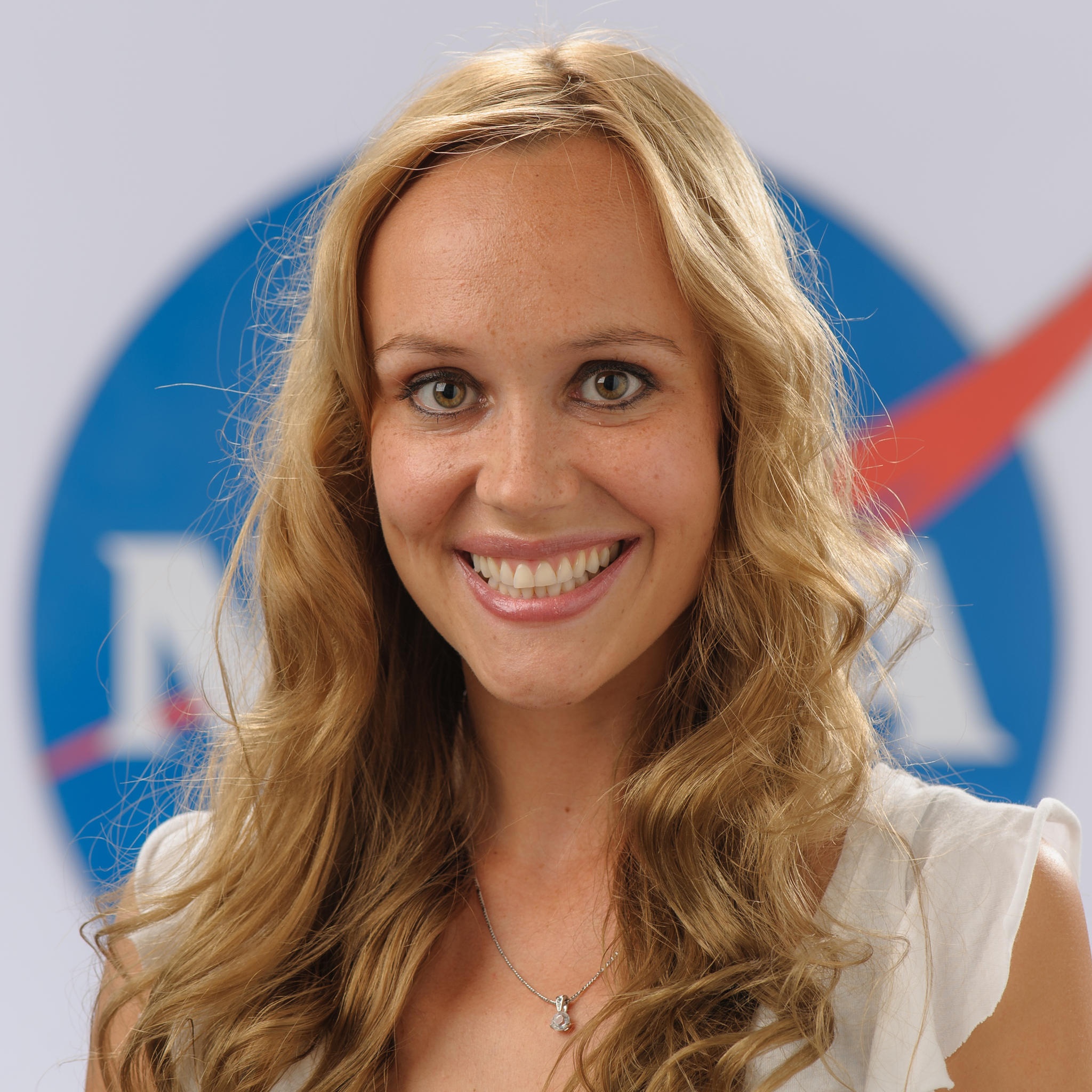 nasapic-data.jpg