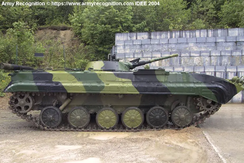 Slovakia_to_transfer_BVP-1_IFVs_to_Ukraine_in_exchange_for_Leopard_2A4_main_batle_tanks.jpg