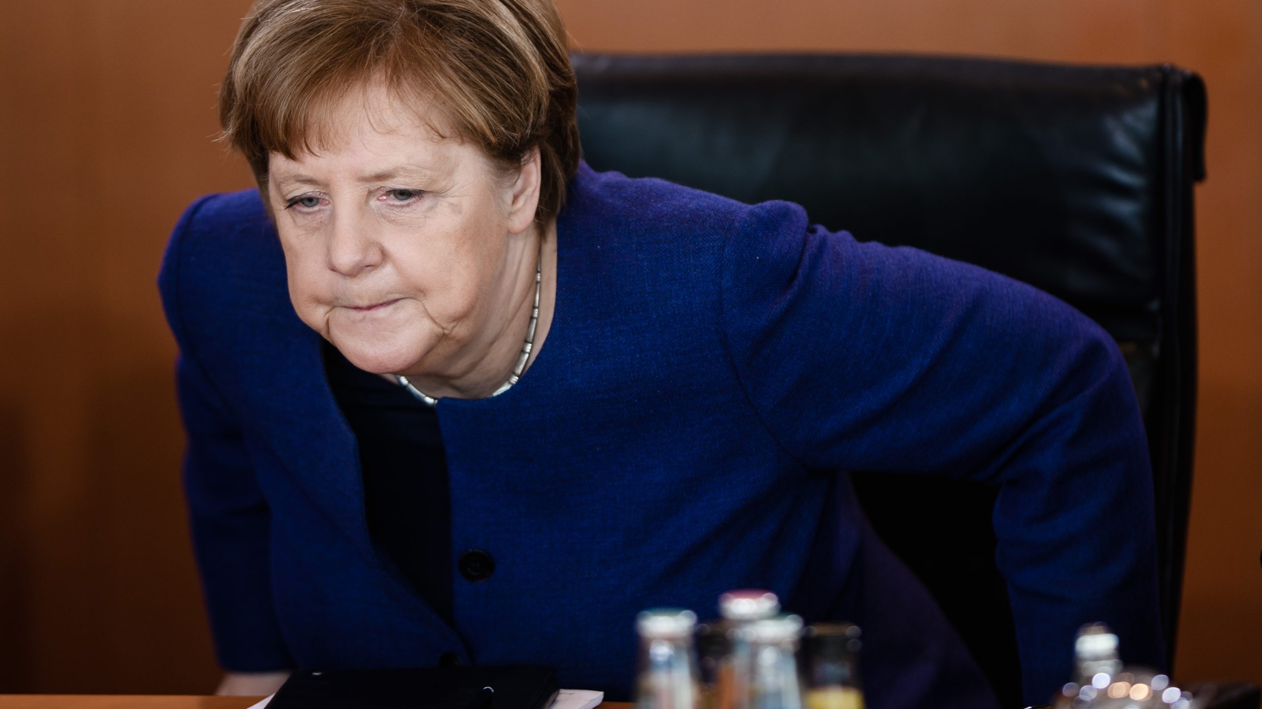 www.euractiv.com