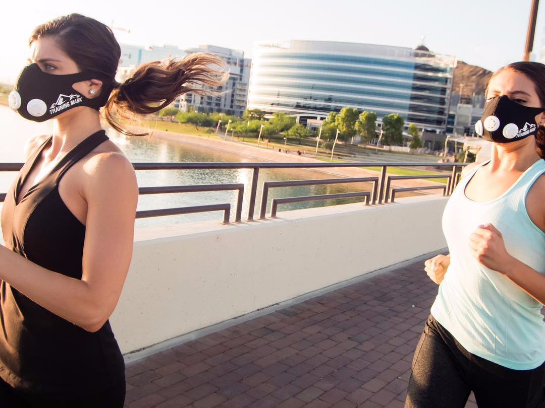 girls%20running.jpg