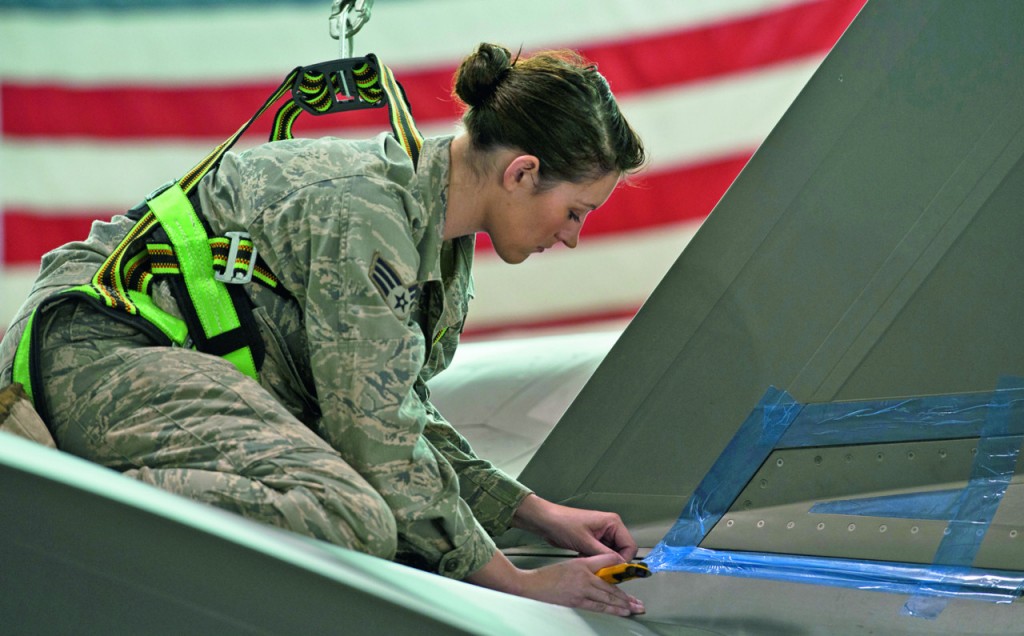 f35_lochheedmartin_hidaskallisparas_02-1024x636.jpg