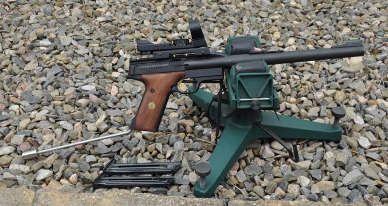 web_UK_pistol_Brown.jpg