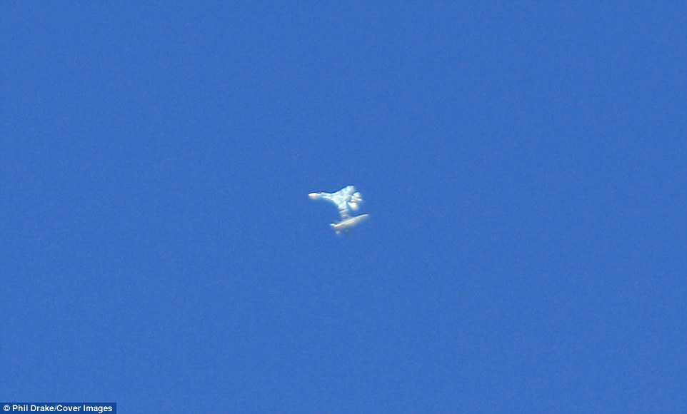 3C3236AF00000578-0-image-a-19_1484650730553.jpg