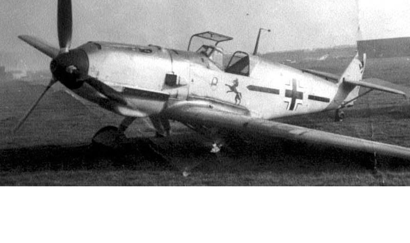 me109withJG2emblem.jpg