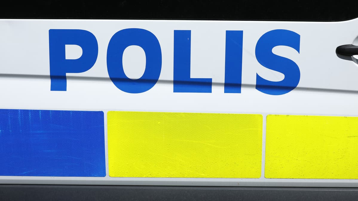 Ruotsalainen poliisiauto.