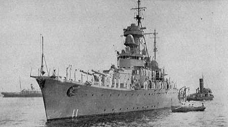 HTMS_Thonburi_in_Yokohama.jpg