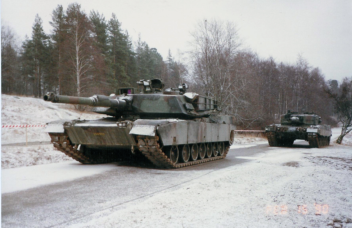 m1a1_leo2a4_web.jpg