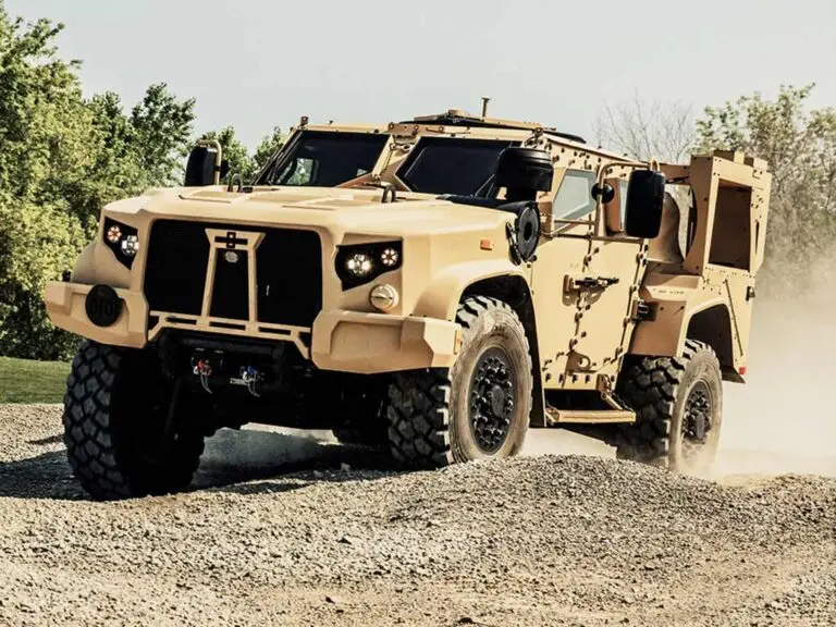 oshkoshdefense.com