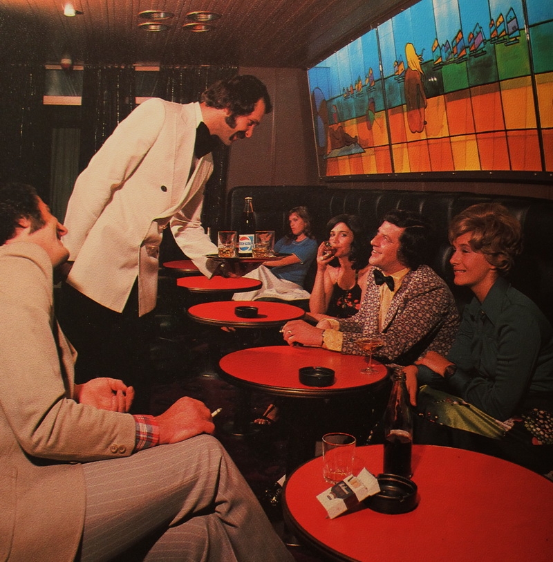 Soviet-Cruise-70s-80s-Russia-Sexy-Pepsi.jpg