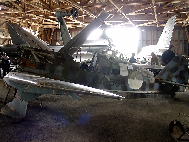 Caudron-Renault_C.R._714.jpg