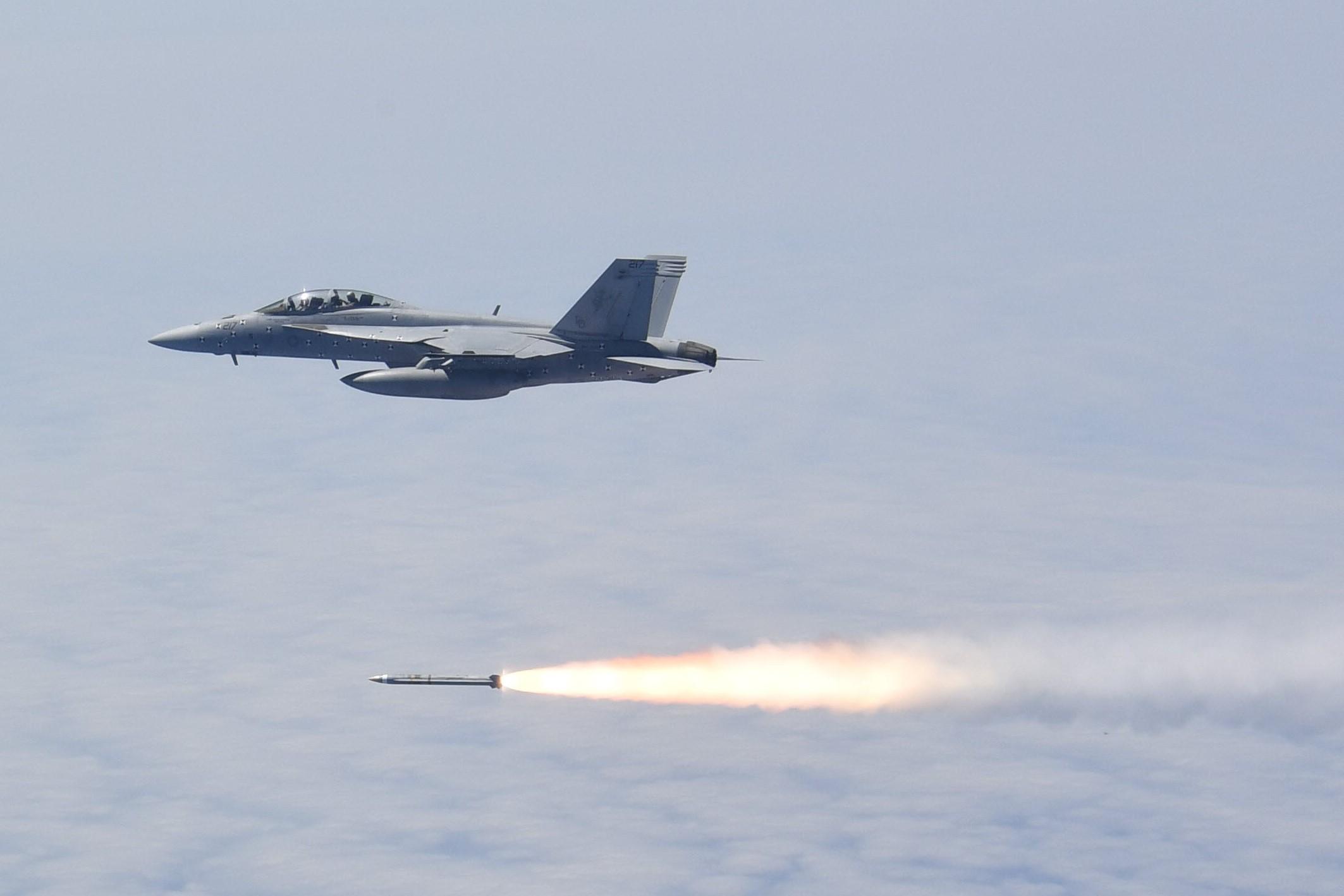 defence24.com
