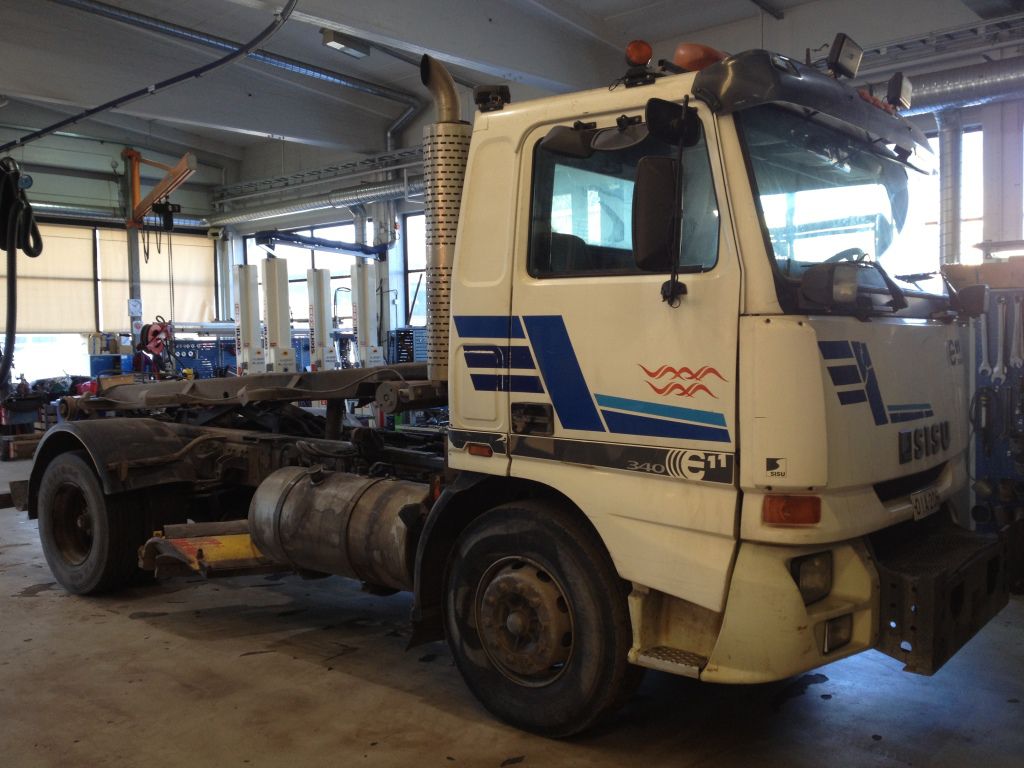 SISU_E_11m_4x2_kuorma-auto.jpg