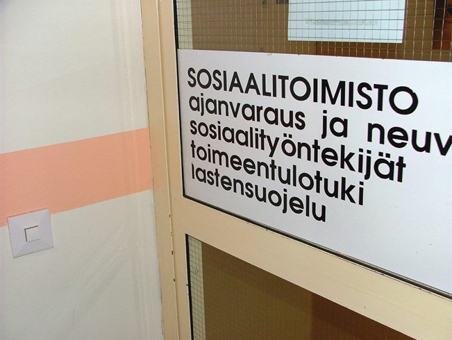 Lastensuojeluviranomaisia on koulutettu tunnistamaan perheidenradikalisoituminen ja väkivaltainen ekstremismi. 