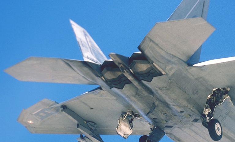 FA-22A-Ext-AMRAAM-CS.jpg