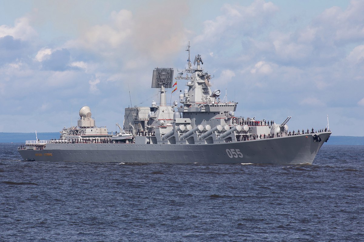 UzMWumHNO1I.jpg