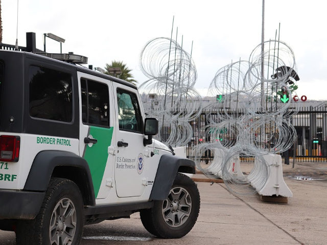 Border-Patrol-JeepReady-640x480.jpg