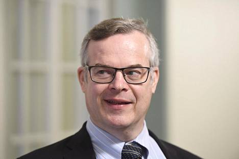 Pääministeri Sanna Marinin (sd) hallitus on saanut arvostelua osakseen HUS:n diagnostiikkajohtaja Lasse Lehtoselta.