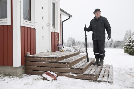 Matti Kinnusen metsästysseura Suomussalmella on Ruhtinan Erä. Hirvenpyynti on tältä syksyltä päättynyt ja jämtlanninpystykorva Manunkin työt tältä erää tehty.